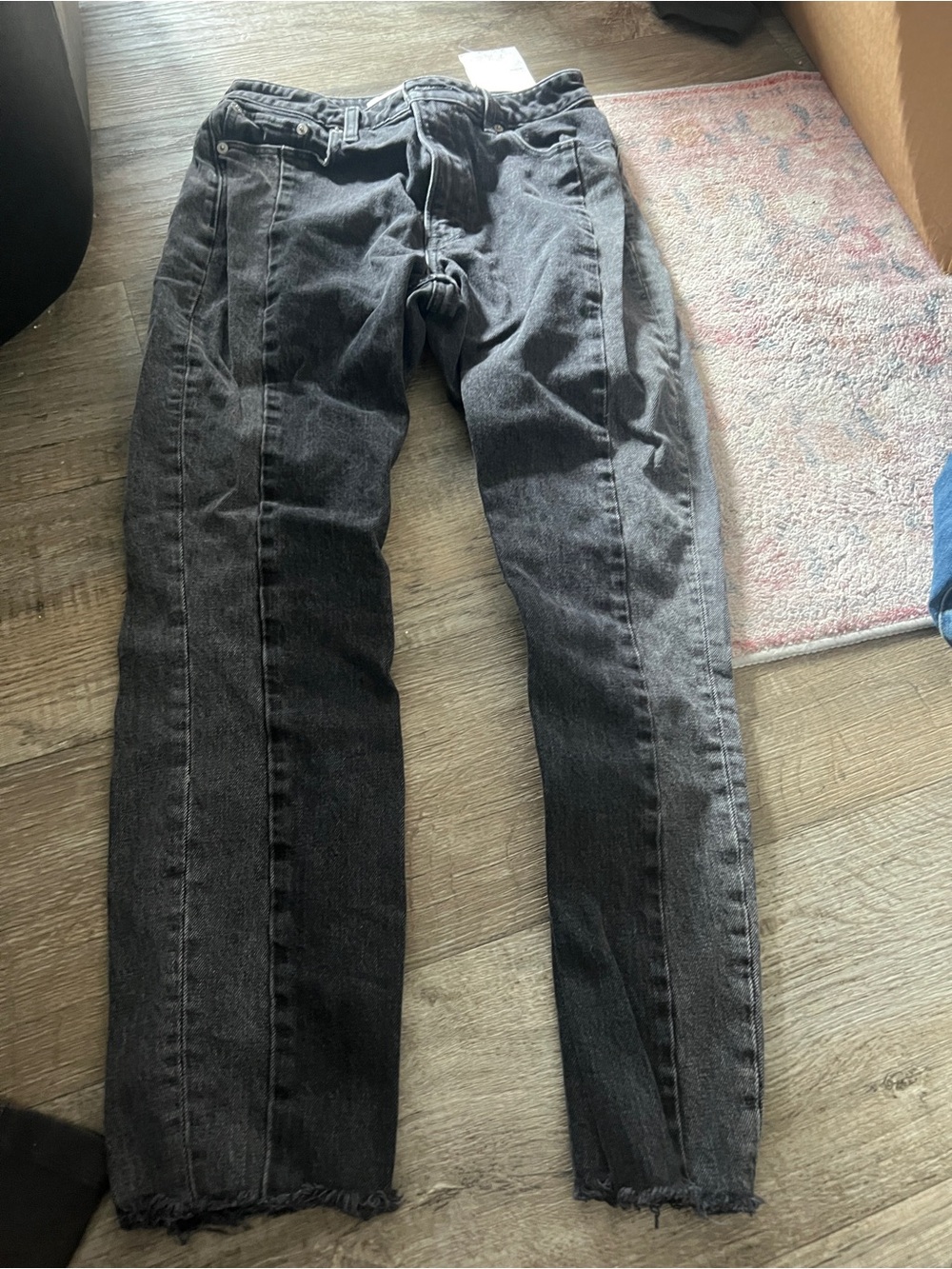 Abercrombie and fitch the mom high rise jeans size 27